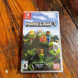 Minecraft for Nintendo Switch - Green Artwork Game Case